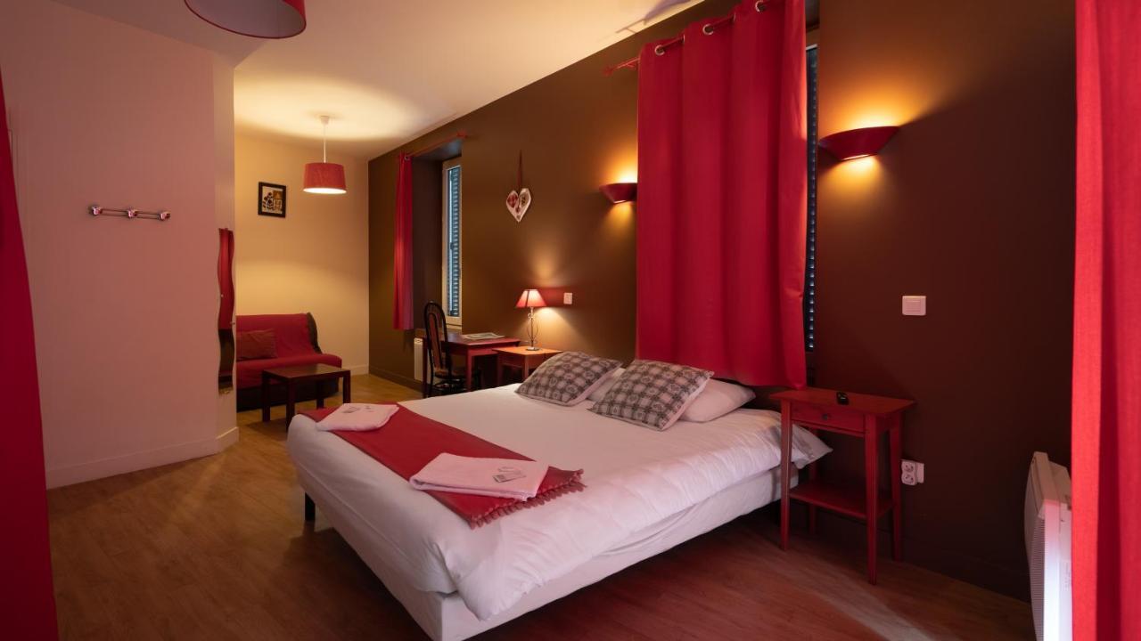 Le Geneve Hotel La Bourboule Luaran gambar